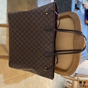 Louis Vuitton Never Full GM  Tote, authentic